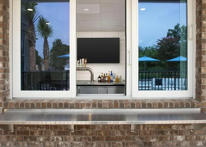 Hilton Garden Downtown Pensacola